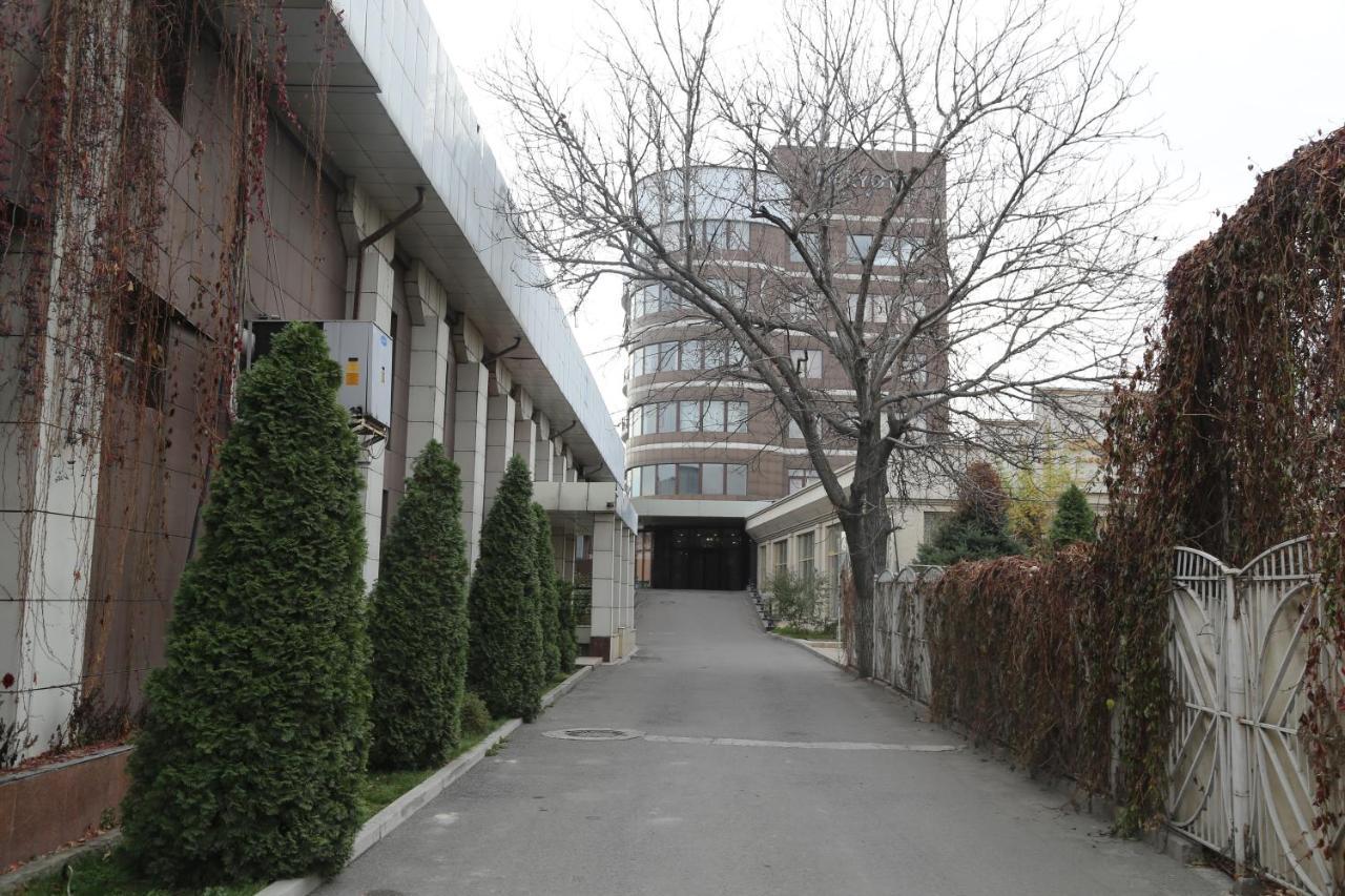 比什凯克麦里酒店 Lebedinovka 外观 照片