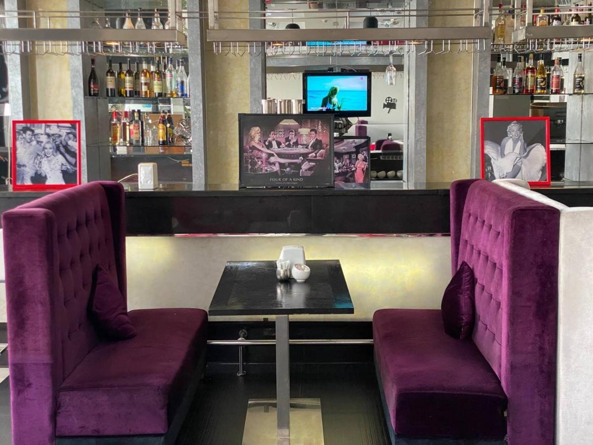 比什凯克麦里酒店 Lebedinovka 外观 照片